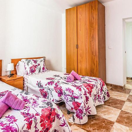 Beautiful Apartment In Cordoba With Kitchenette Luaran gambar