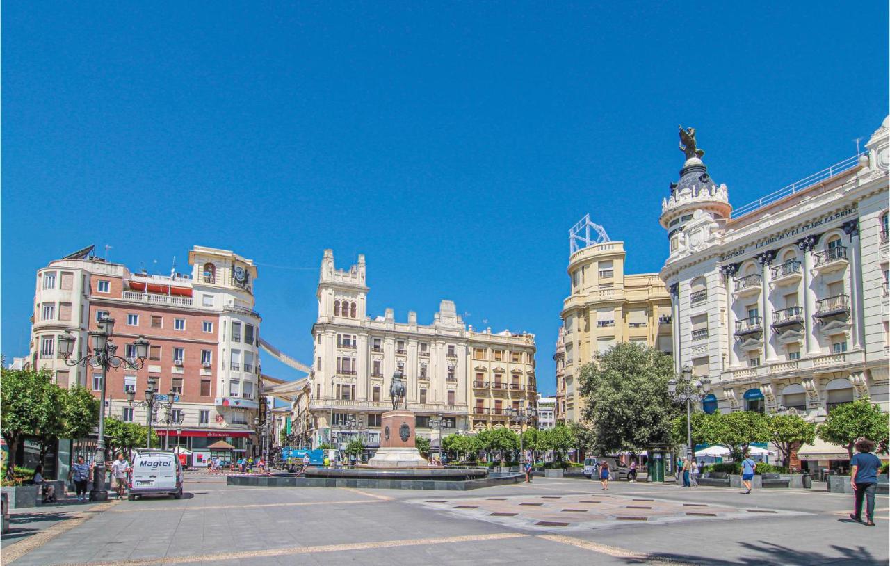 Beautiful Apartment In Cordoba With Kitchenette Luaran gambar