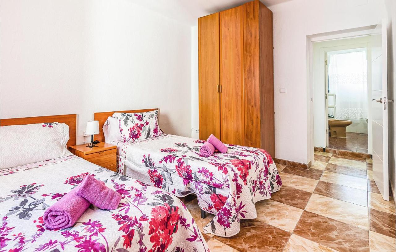 Beautiful Apartment In Cordoba With Kitchenette Luaran gambar